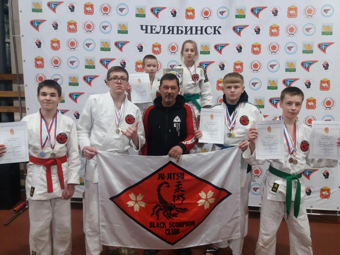 Березовские спортсмены привезли 10 медалей с всероссийских соревнований по джиу-джитсу